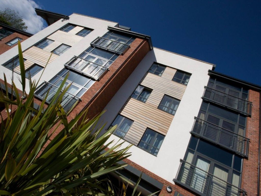 Roomzzz Leeds Headingley