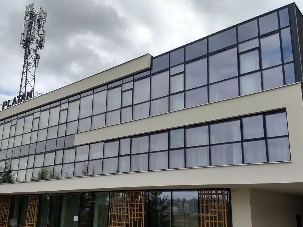 Hotel Platan