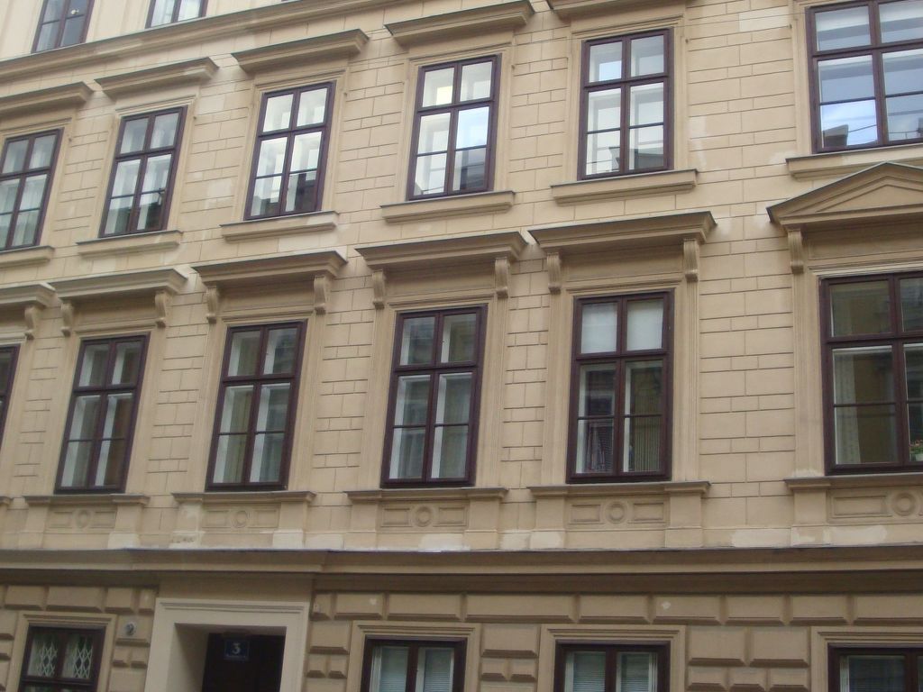 Klimatisiertes 3 Zimmer Appartement  mit Terrasse