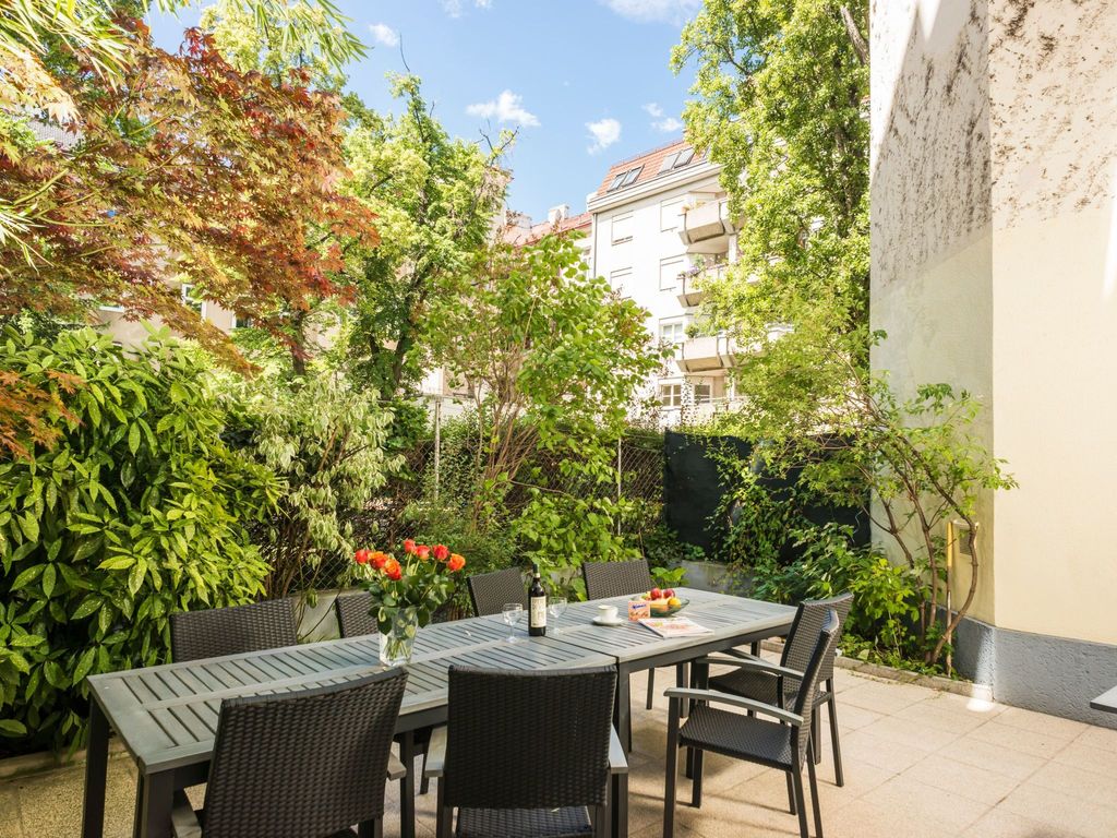 Appartement mit eigenem Garten und Terrasse