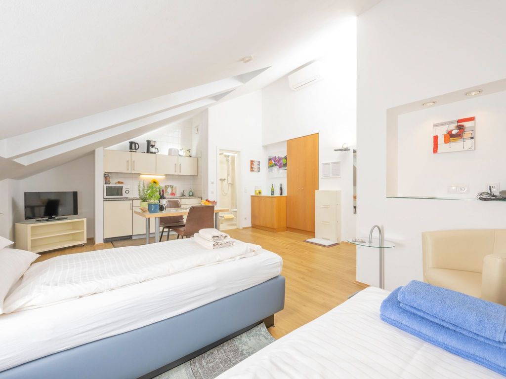 <B>Helles Ferienstudio im Dachgeschoss für Pärchenurlaub