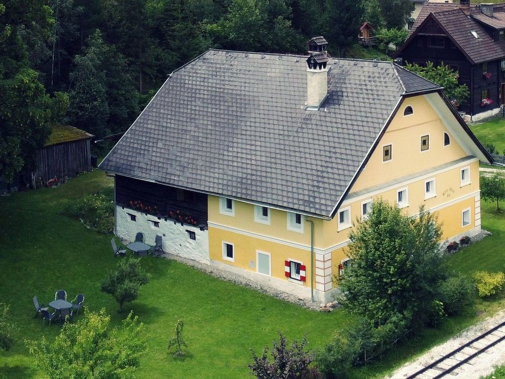 Erdgeschosswohnung in 320 Jahre altem Haus