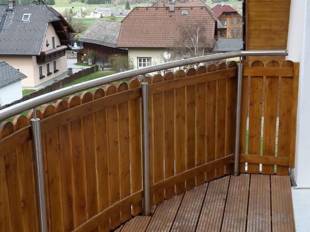 mit Großer Terrasse