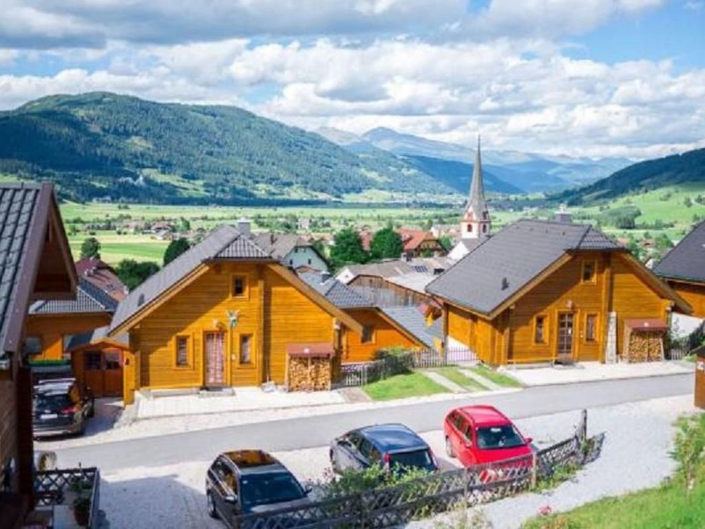 Komfortables Ferienhaus mit Galerie und Balkon