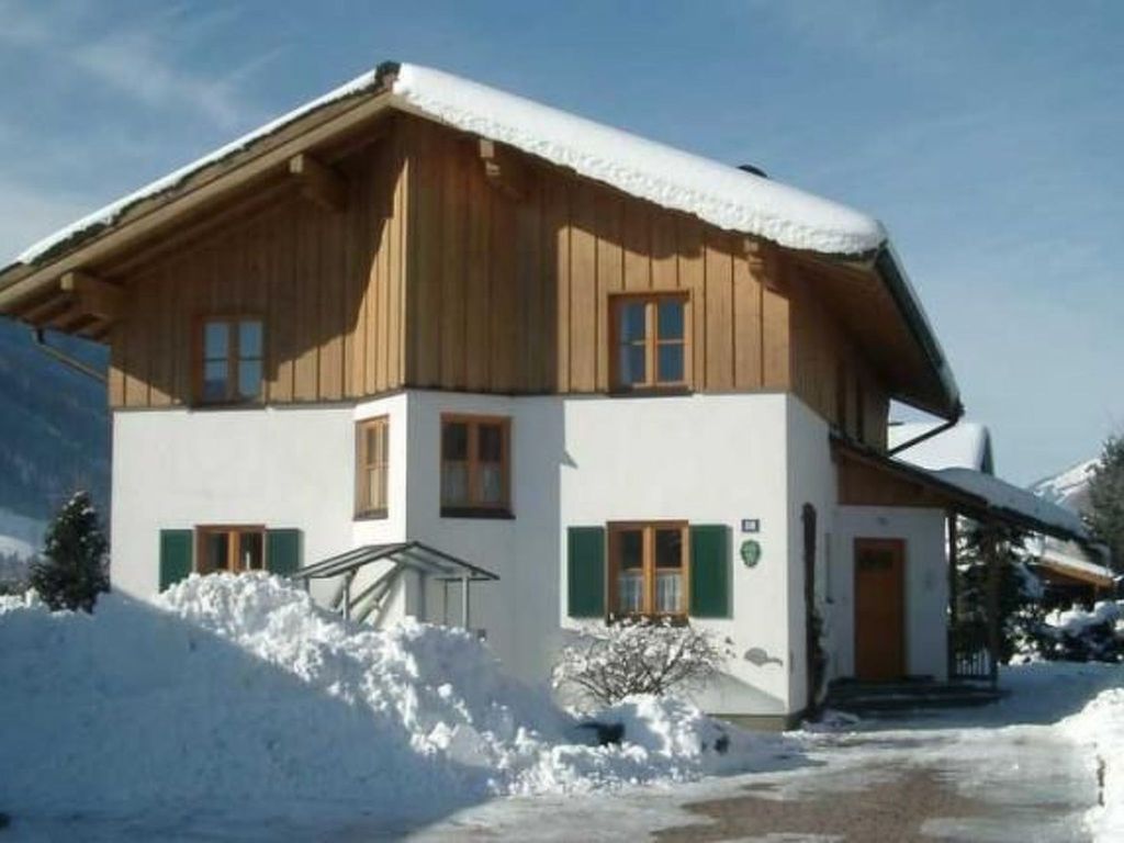 in ruhiger Lage mit Gartennutzung