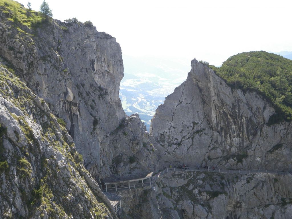 nahe den Skigebieten und Ausgangspunkt zu Sehenswürdigkeiten