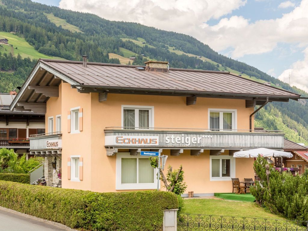 Eck-Haus Nr. 800