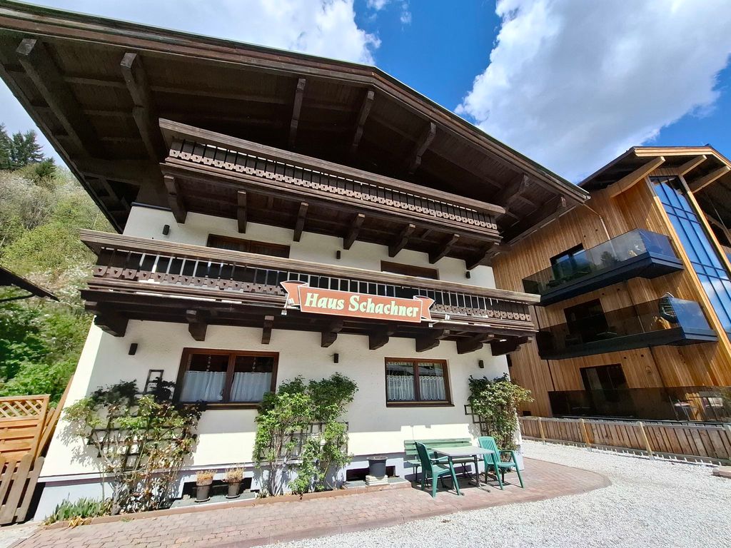 Haus Schachner by FP