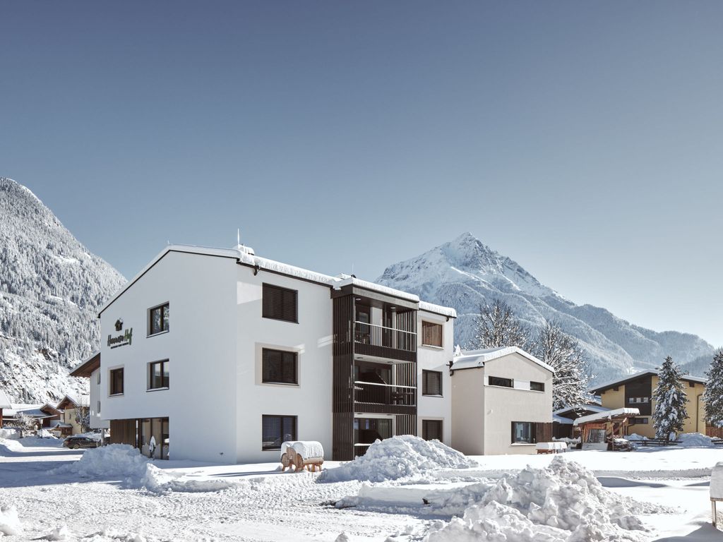 s`Groasse am Hannesnhof