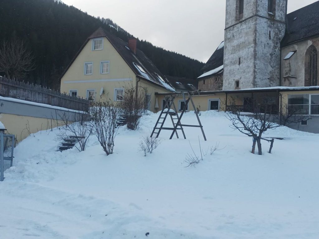 Charmantes Ferienhaus in Vordernberg mit Privatem Pool