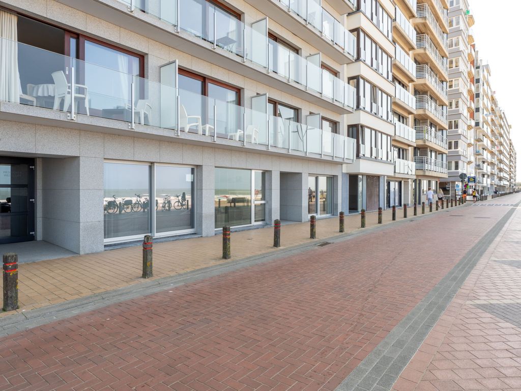 Westcliff I with seaview