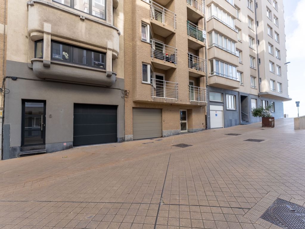 Florence with private garage