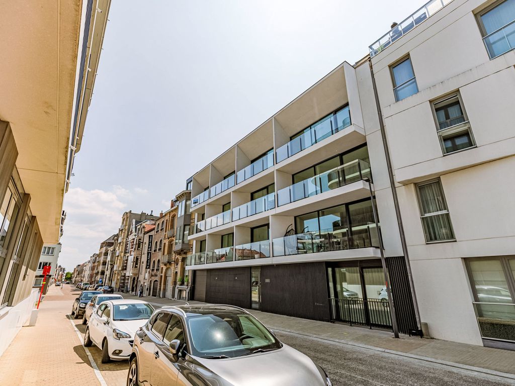 Bel Air with parking and balcony