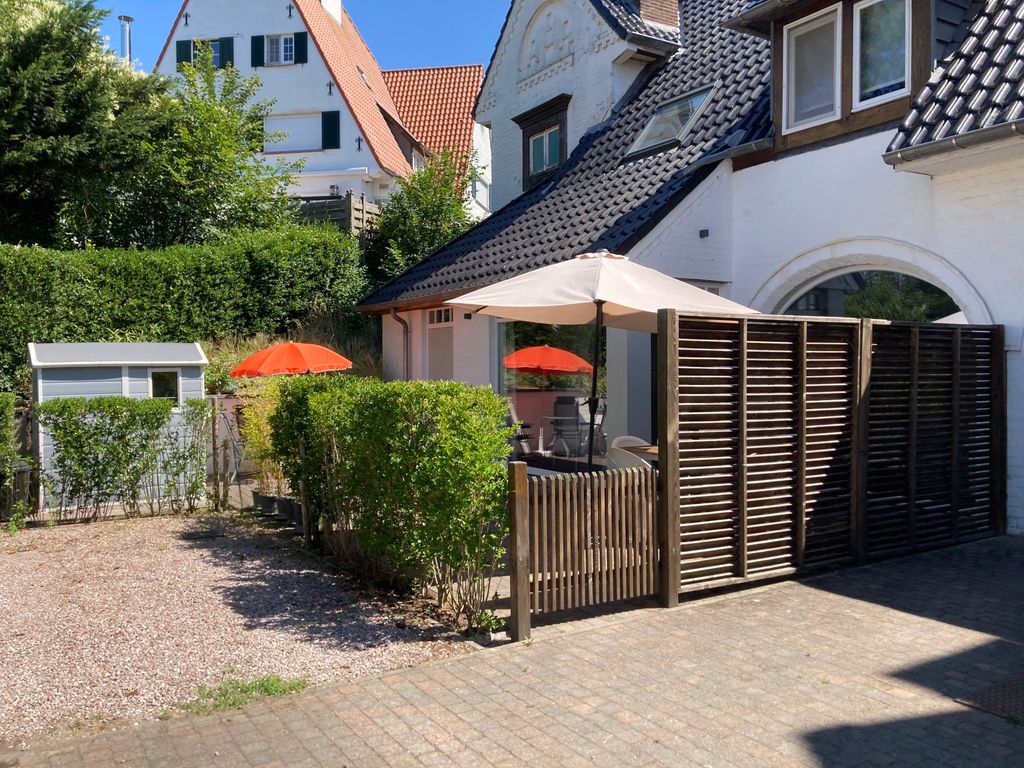 Ons Nest with parking