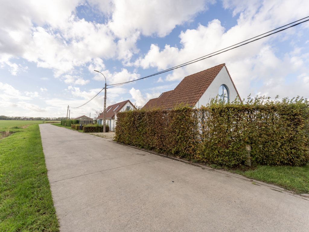 Polderzicht with parking & garden