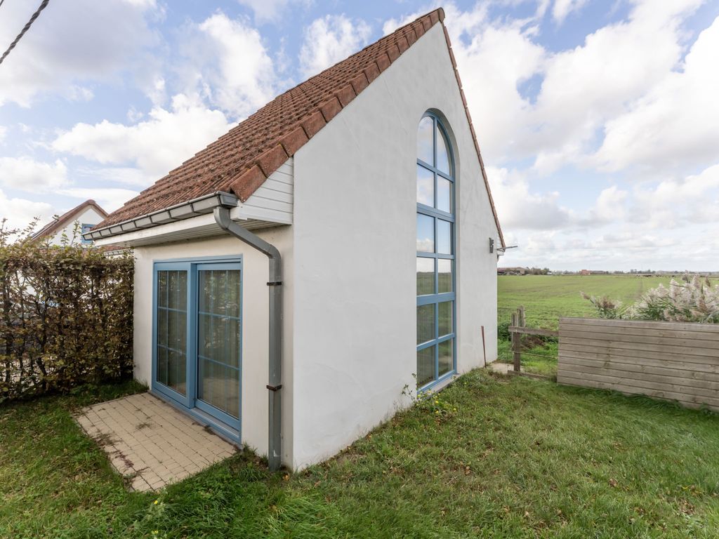 Polderzicht with parking & garden