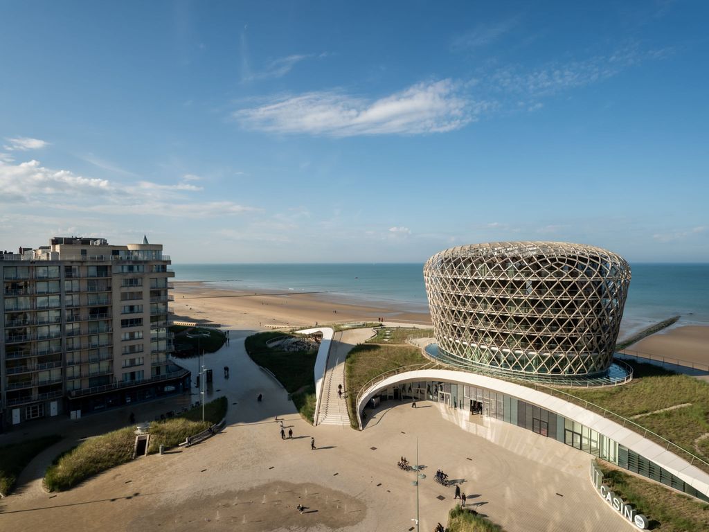 Ravenna 902 with seaview