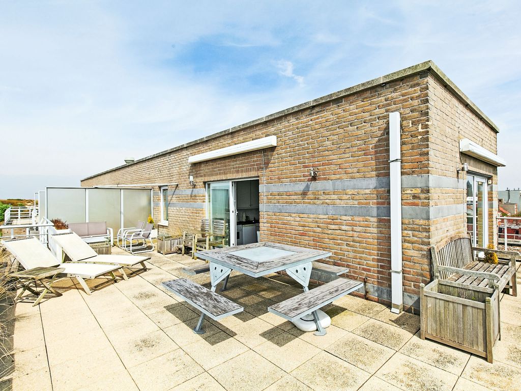Wilde Zee with terrace