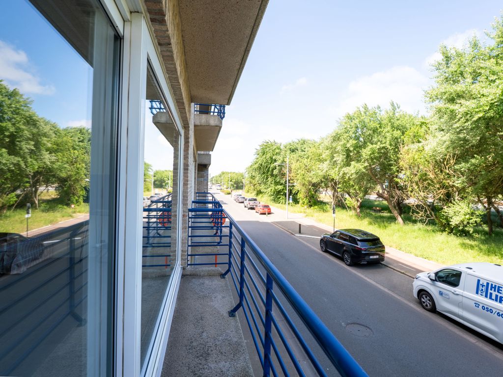 Prima Vera with balcony