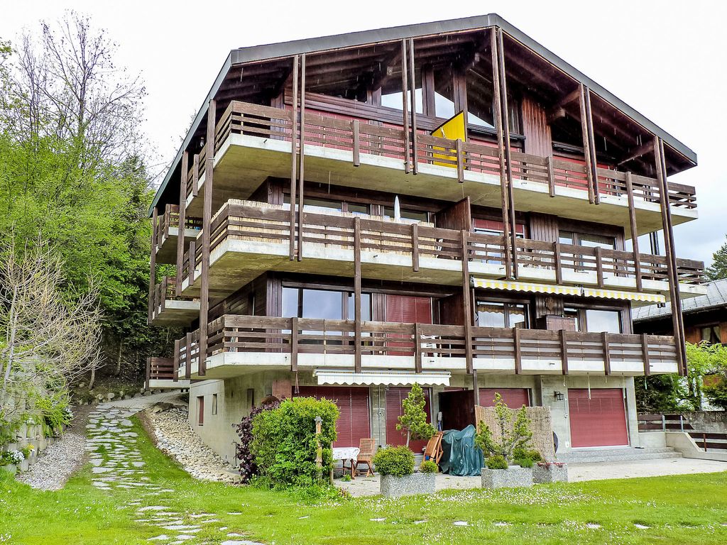 Austral 105