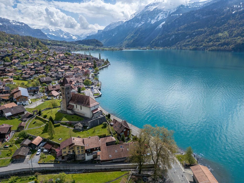 StayBrienz House