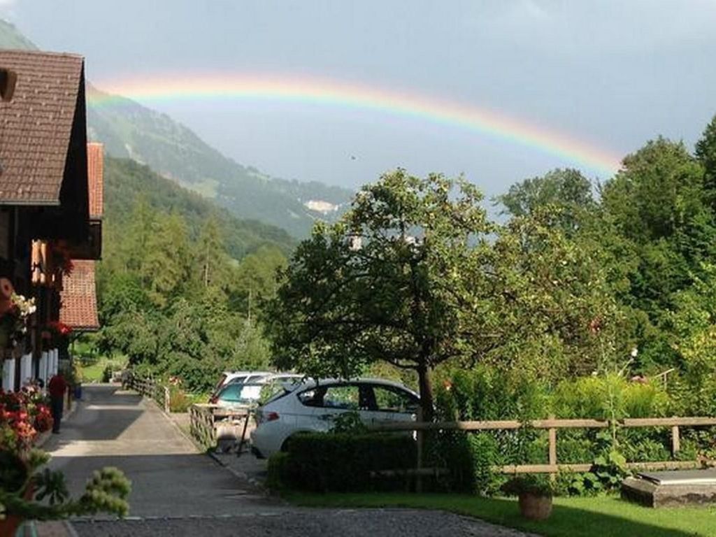 Glyssen 22 Schwanden