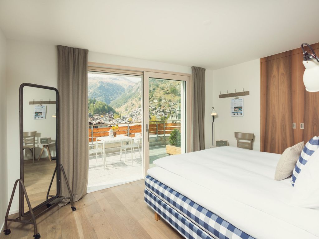 OVERLOOK Lodge by CERVO Zermatt, (Zermatt),