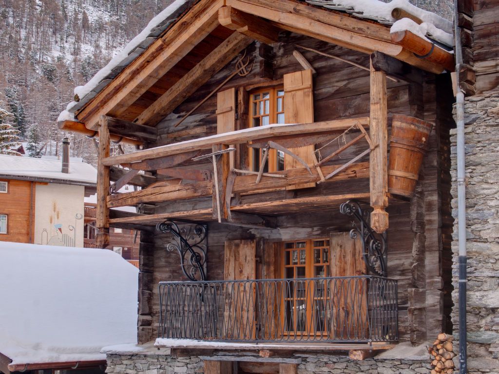 Chalet Schatzchischta, (Zermatt), 1791.01