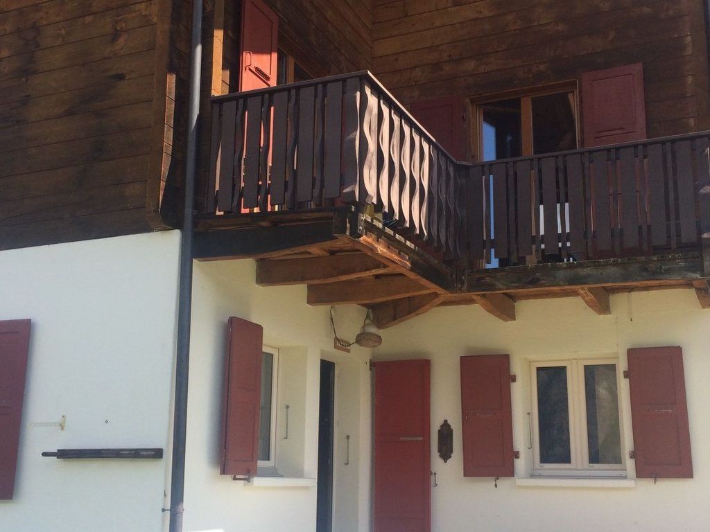 Ferienwohnungen Chalet Safran, (Grächen), 1063 & 1594