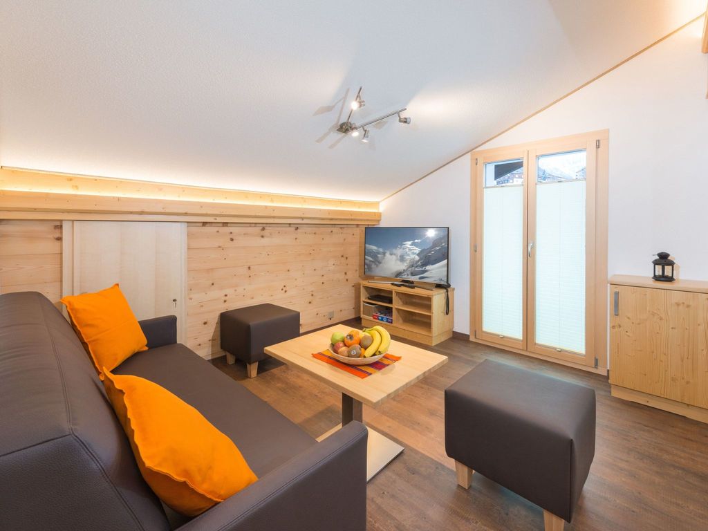 Ferienwohnungen Lunic, AZapartments.ch, B&B, (Grächen), 1057