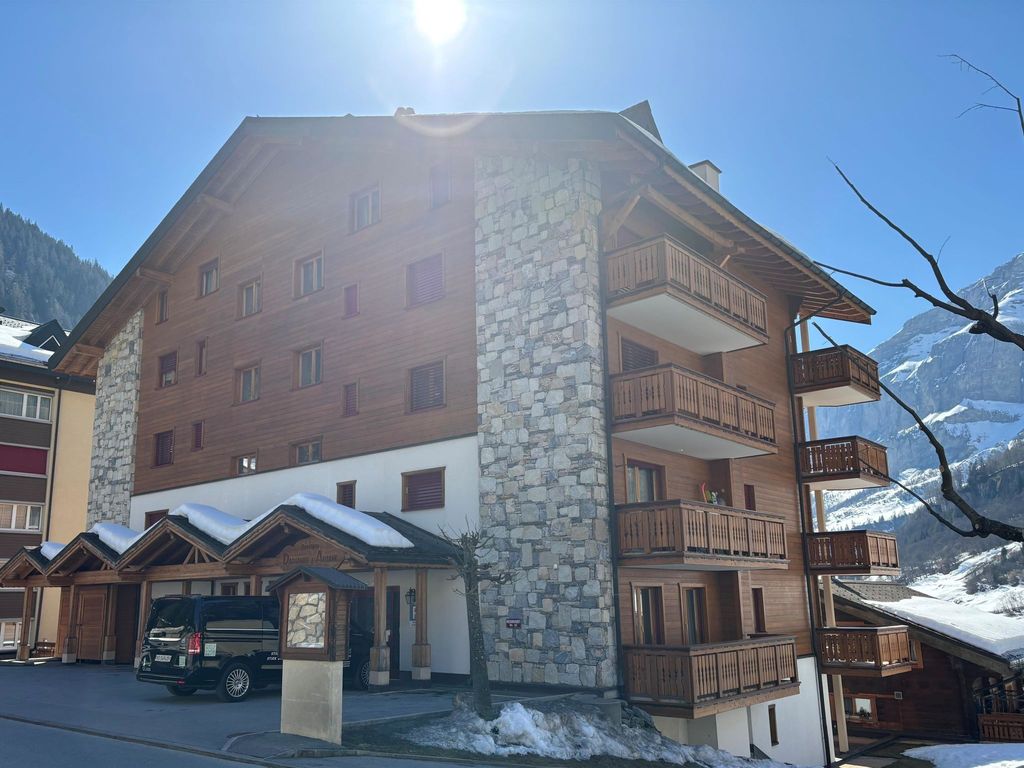 Residenz Darianne Leukerbad # 6-bed apartment, Dusche und Bad, WC