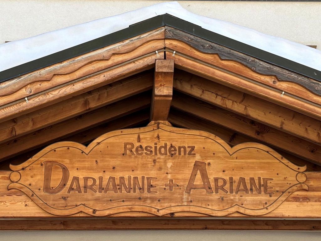 Residenz Darianne Leukerbad # 6-bed apartment, Dusche und Bad, WC