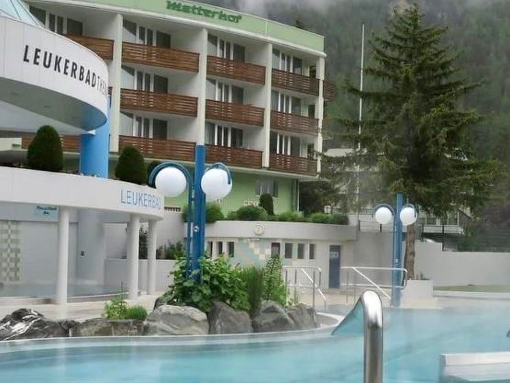 Matterhof Leukerbad # 2-bed apartment, Dusche, WC
