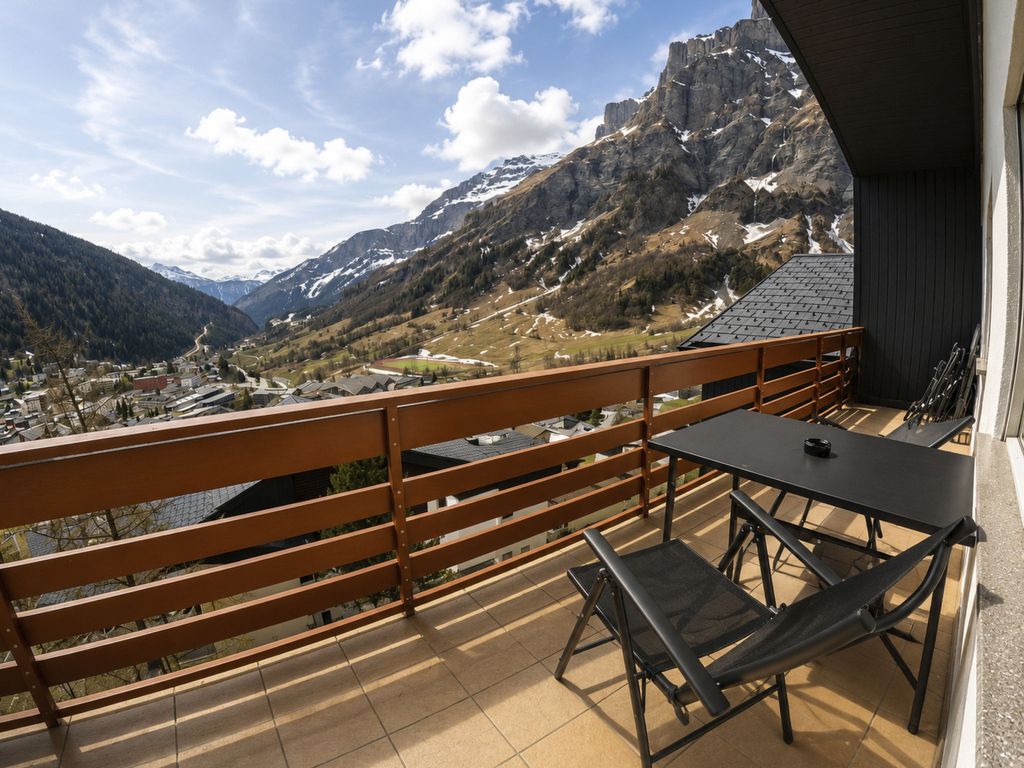 Residenz Clabina Leukerbad # 6-bed apartment, Bad, WC