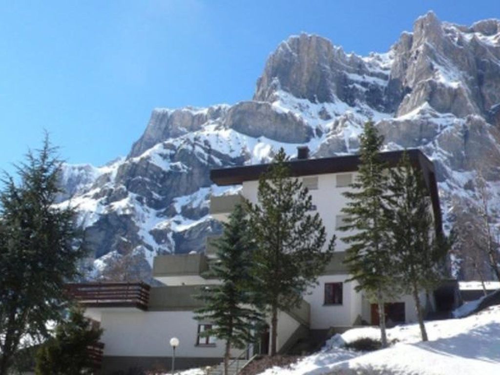 Residenz Clabina Leukerbad # 6-bed apartment, Bad, WC