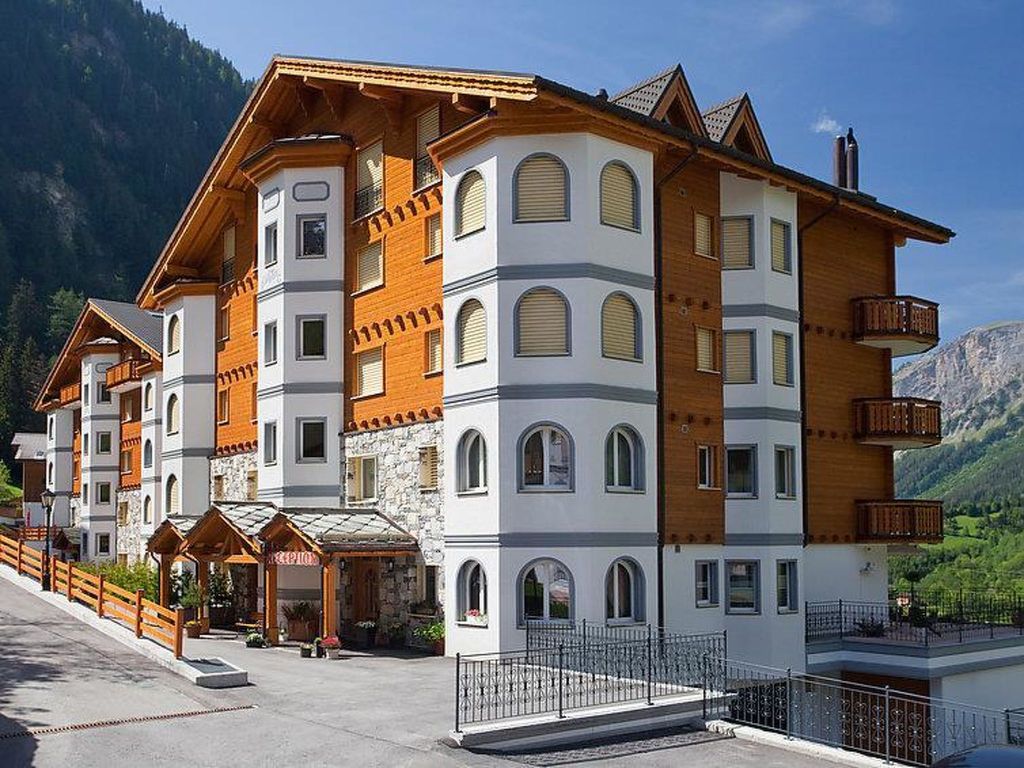 Residenz Edelweiss Leukerbad # 3-bed apartment, Dusche, WC