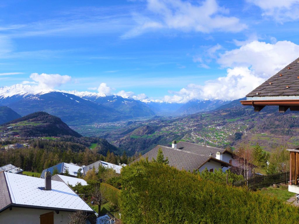 Chalet Praline