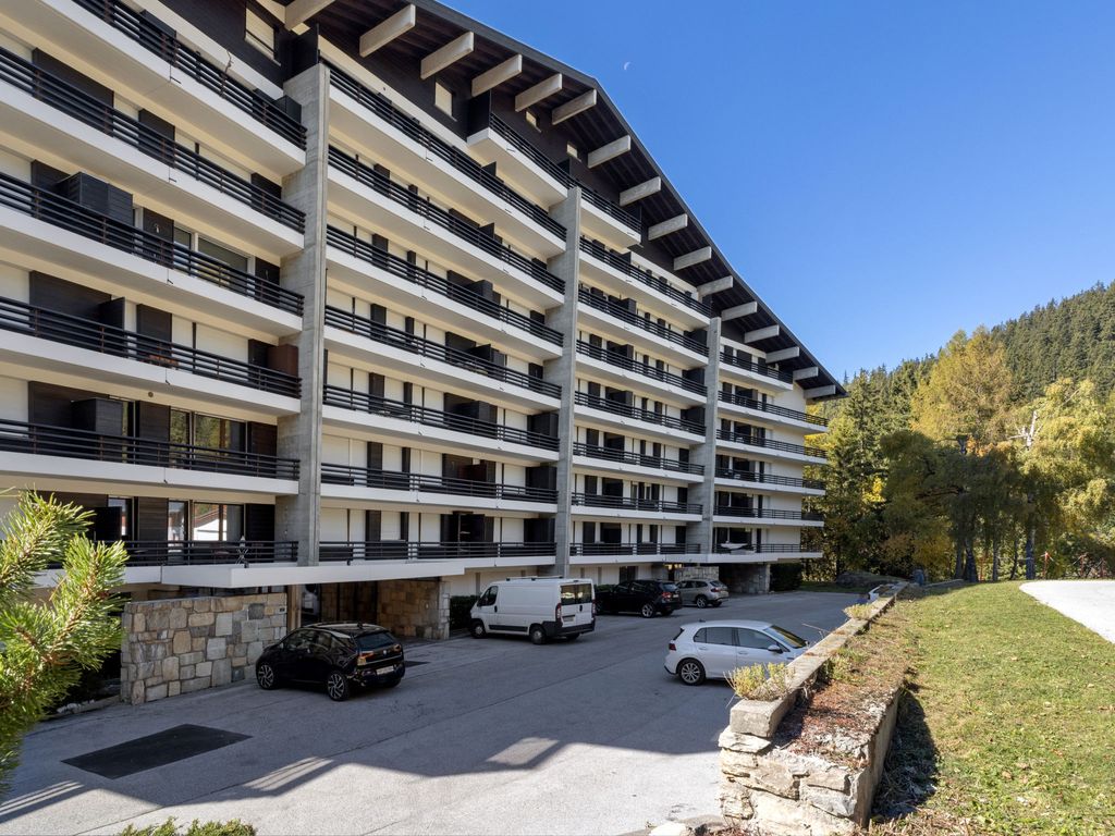 Cransalpin Apt. 3 / Secteur 1