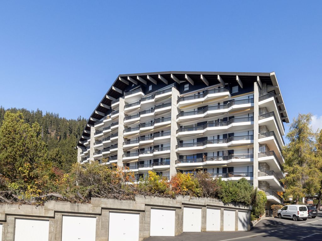 Cransalpin Apt. 3 / Secteur 1