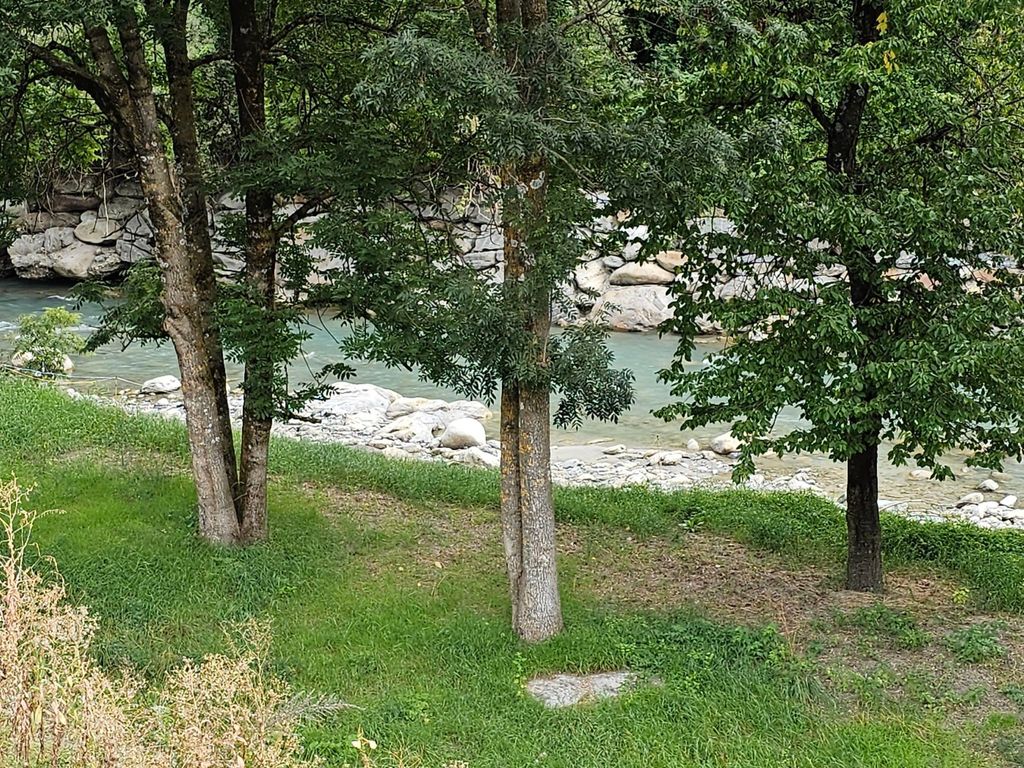Alte Gemeindestube 2. OG Ost Appartement/Fewo, Dusche oder Bad, WC