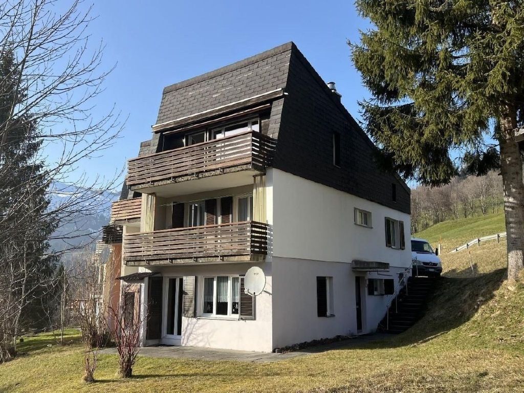 Haus Epsilon