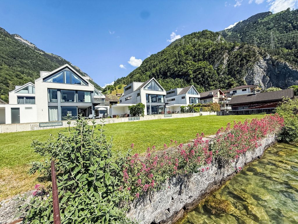 Villa am See 2 / Beach House