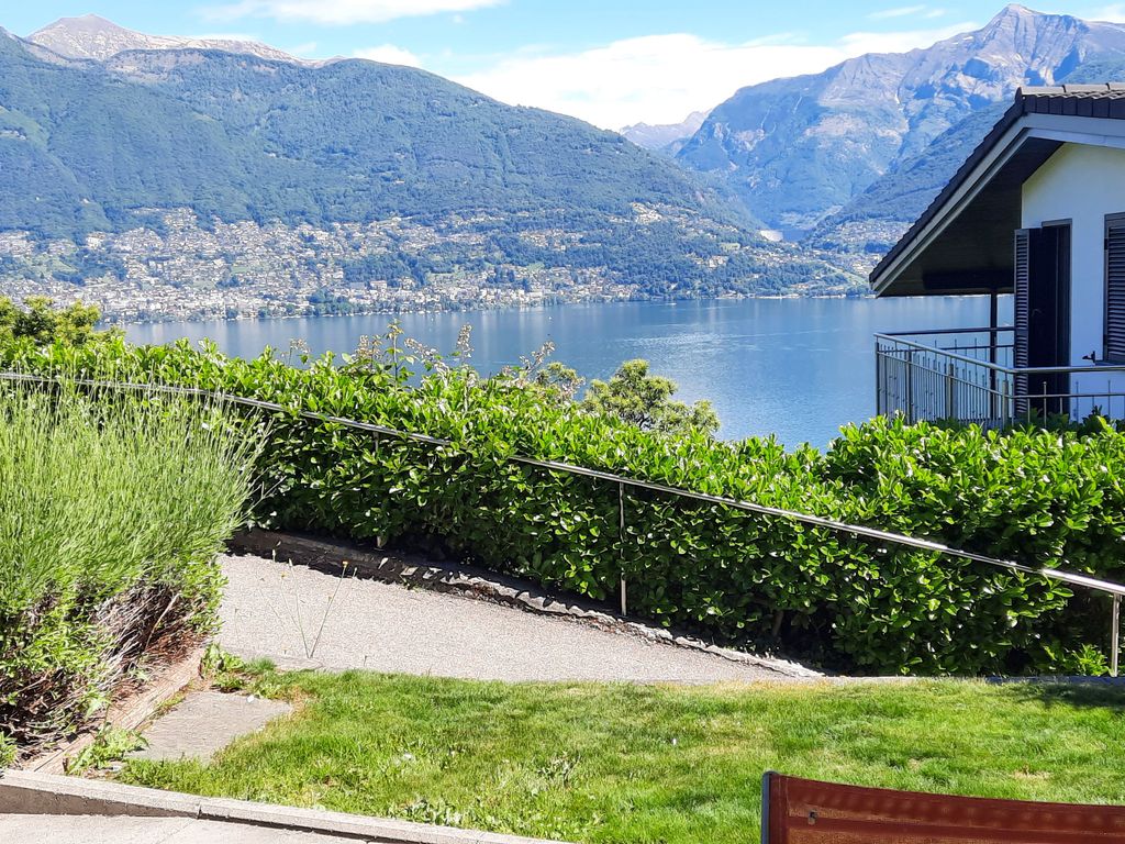 Lakeview La Marea