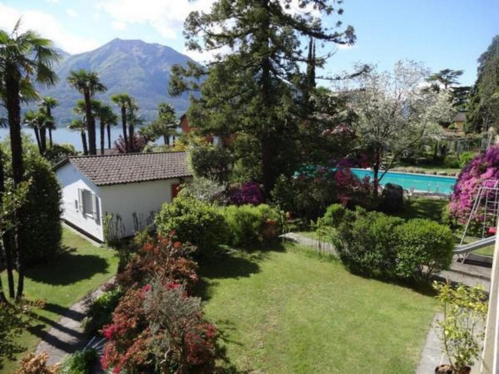 Öko-Haus P Pool Garten herrlicher Seeblick