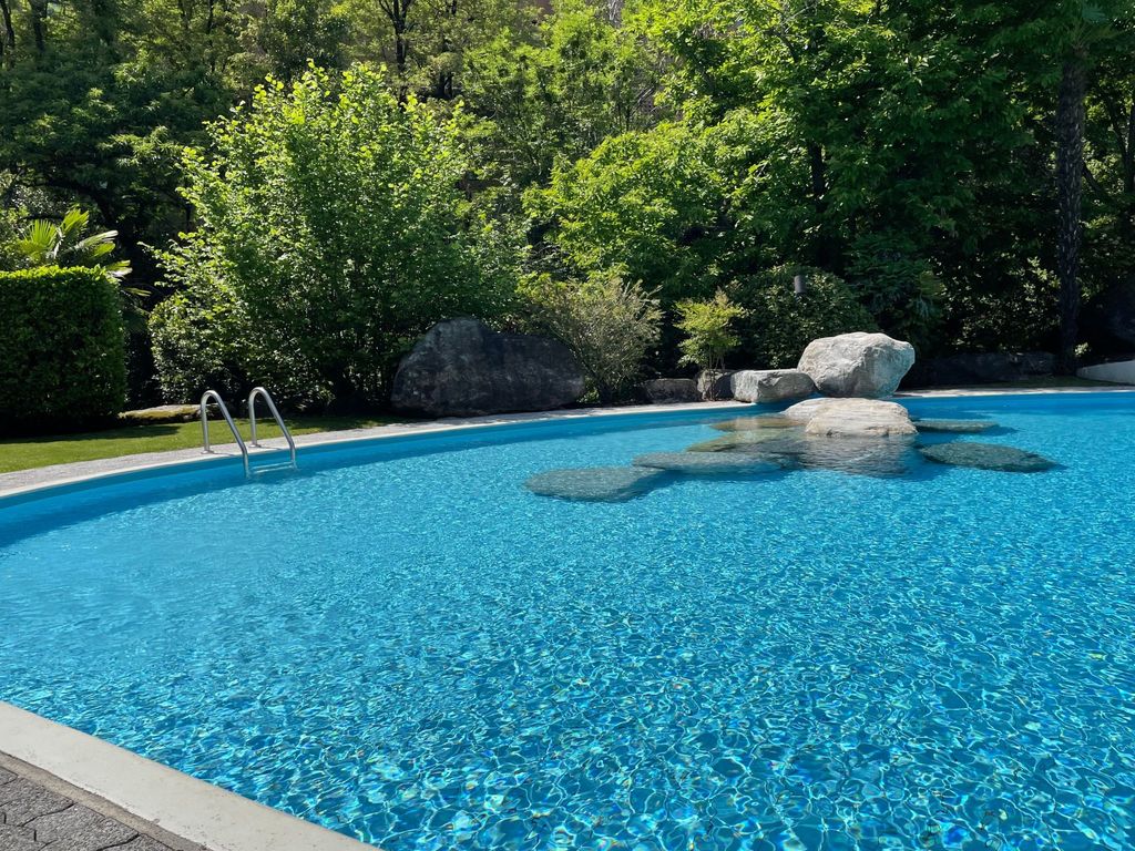 Navengana 5 mit Pool