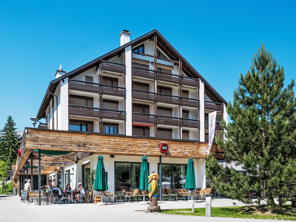 Val Signina 8-17