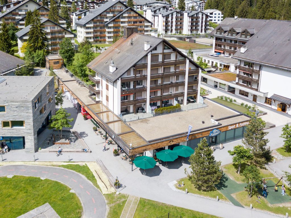 Val Signina 8-17