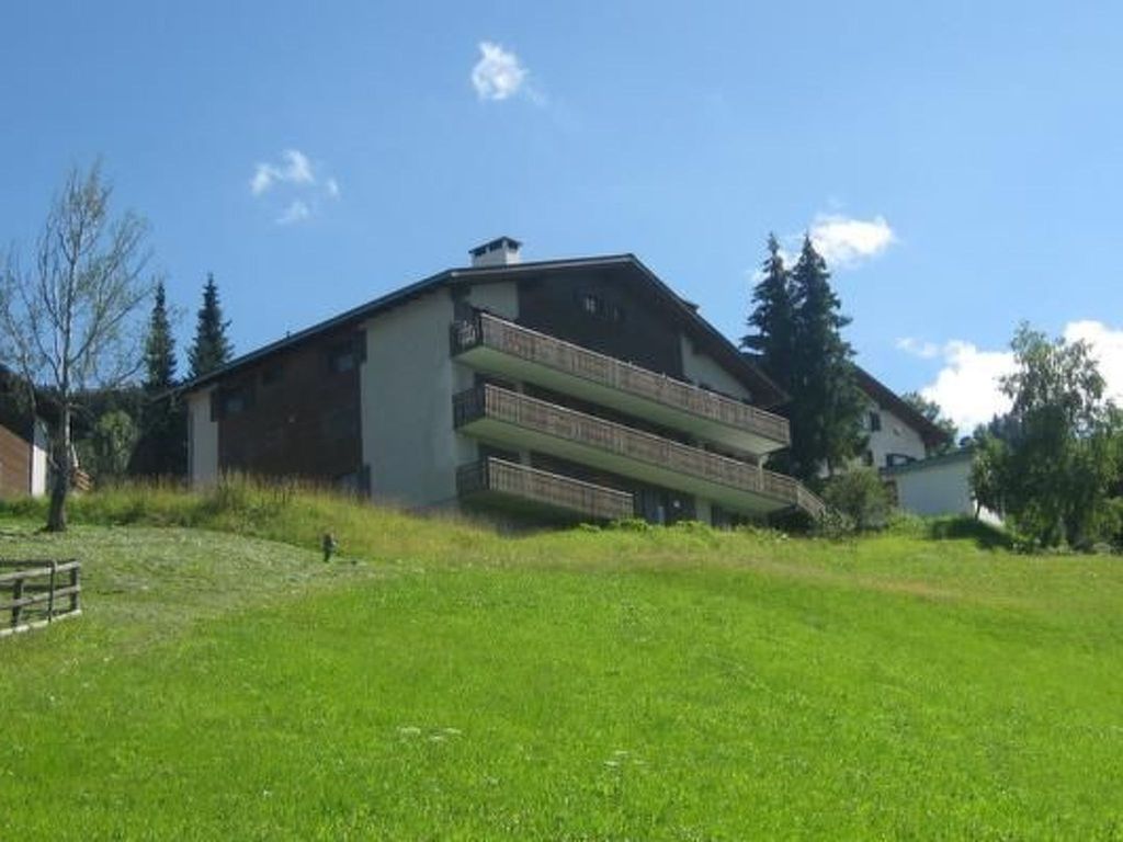 Aparthaus Surselva, direkt an der Skipiste