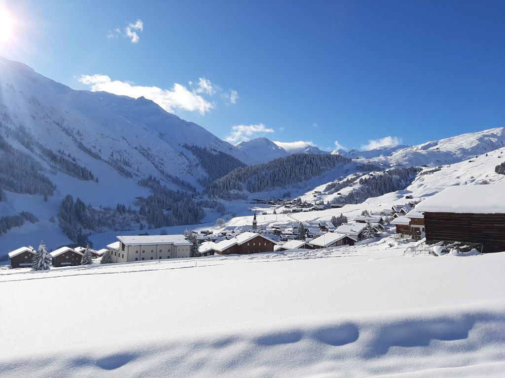 mit Bergblick