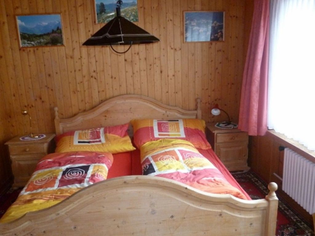 Privatzimmer Hobi, (Valens),